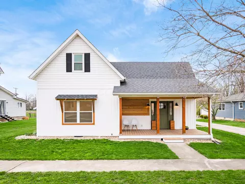 221 E Center St, West Mansfield, OH 43358