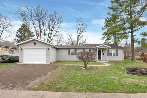 90 Franklin Ave, Newark, OH 43055