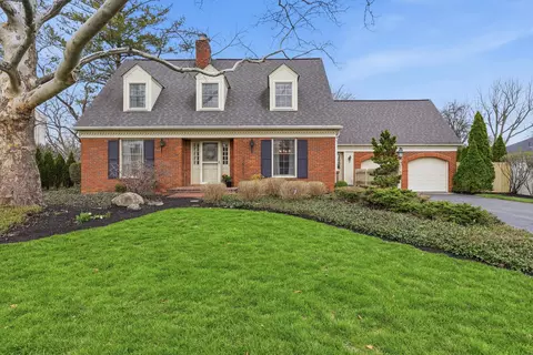 3670 Romnay Rd, Columbus, OH 43220