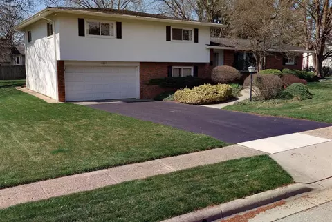 3857 Patricia Dr, Columbus, OH 43220