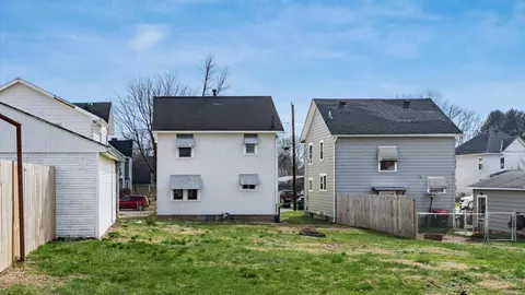 Exterior - 49 Monroe Ave, Newark, OH 43055 photo 9 of 9