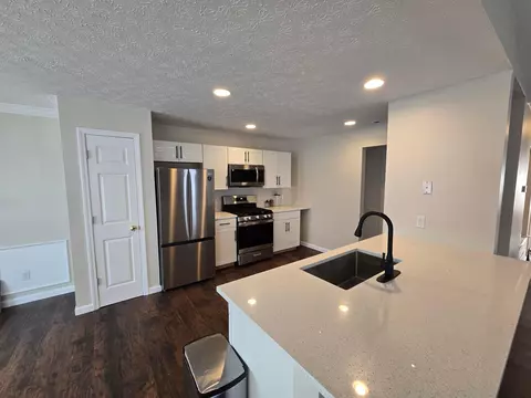 3422 Smileys Cor, Hilliard, OH 43026