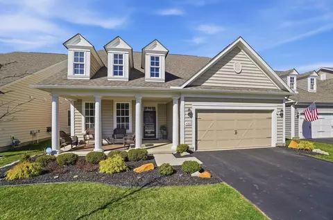 6321 Callaway Sq E, New Albany, OH 43054
