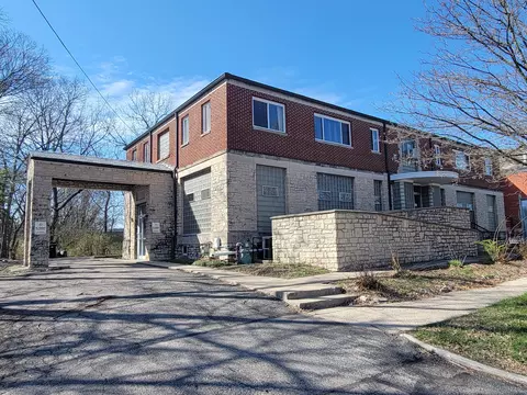 28 S Franklin St, Delaware, OH 43015