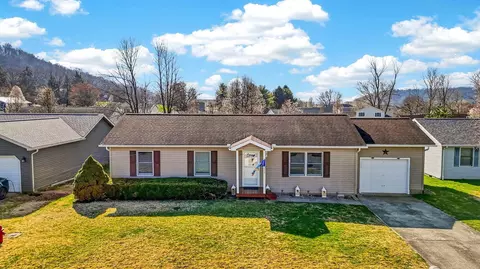 70 Willow Creek Rd, Chillicothe, OH 45601