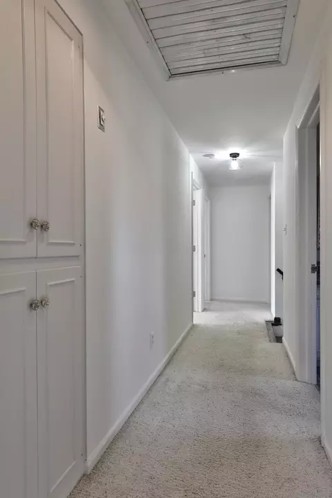 Entry Way - 41 Indian Run Dr, Dublin, OH 43017 photo 3 of 3
