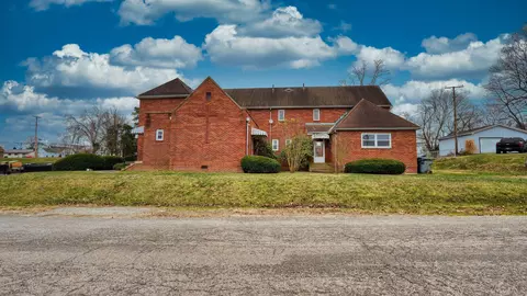 227 S 5th St, Byesville, OH 43723