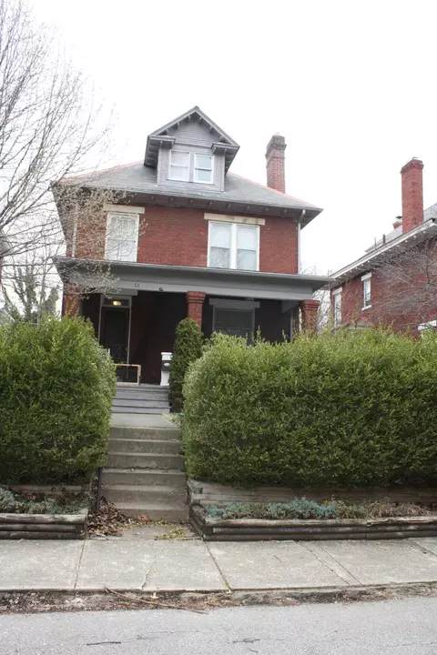 68 E Oakland Ave, Columbus, OH 43201