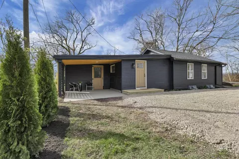 13090 Shell Beach Rd NE, Thornville, OH 43076