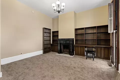 208 N Scioto St, Circleville, OH 43113 photo 6