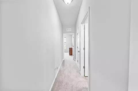 Entry Way - 1908 Branch Pl, Lancaster, OH 43130 photo 11 of 11