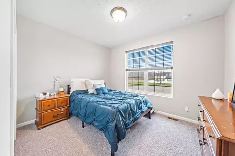 Bedroom - 1908 Branch Pl, Lancaster, OH 43130 photo 5 of 7