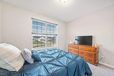 Bedroom - 1908 Branch Pl, Lancaster, OH 43130 photo 7 of 7