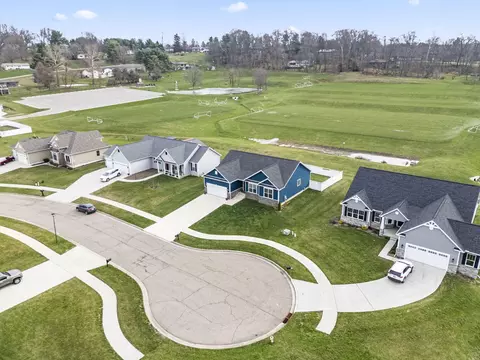 View/Area - 1908 Branch Pl, Lancaster, OH 43130 photo 2 of 11