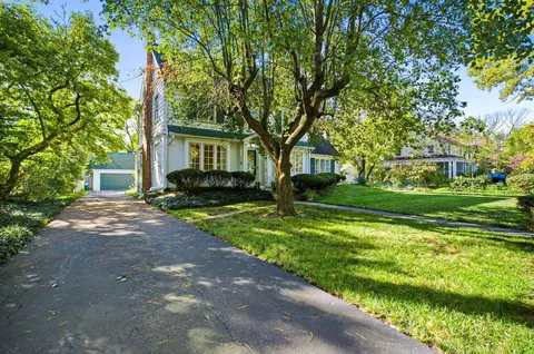 Exterior - 2425 Bryden Rd, Columbus, OH 43209 photo 3 of 12
