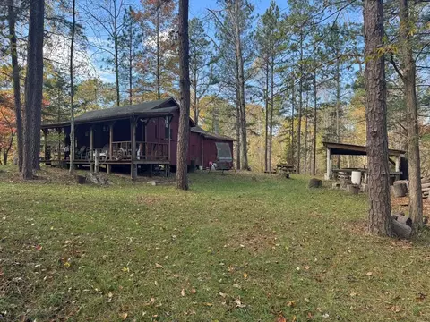 32045 Cabin Hill Rd, Vinton, OH 45686