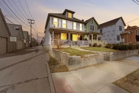 526 W 1st Ave, Columbus, OH 43201