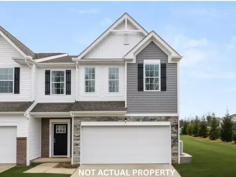 3267 Calveylee Ln, Columbus, OH 43232