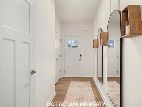 Entry Way - 3261 Calveylee Ln, Columbus, OH 43232 photo 6 of 6