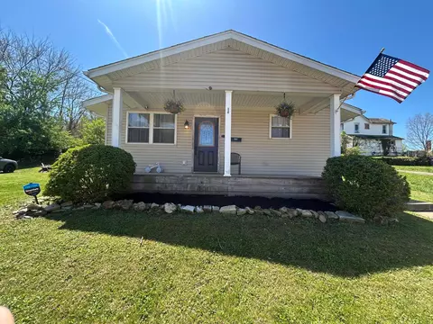 982 Greenwood Ave, Zanesville, OH 43701