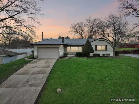 13 Eastgate Dr, Mount Vernon, OH 43050