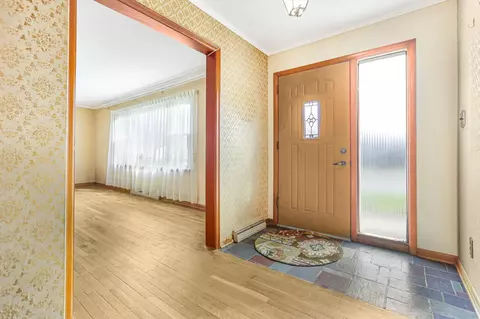Entry Way - 249 Marvel Dr, Lancaster, OH 43130 photo 1 of 3