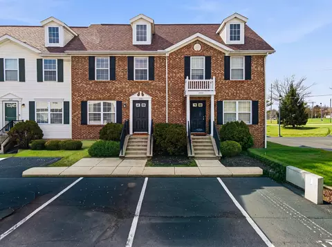 1151 Kinneton, Columbus, OH 43228