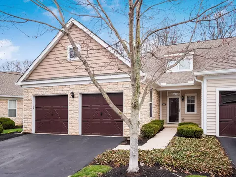 380 Westgreen Ln, Westerville, OH 43082