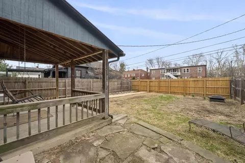 Exterior - 74 E Dodridge St, Columbus, OH 43202 photo 4 of 11