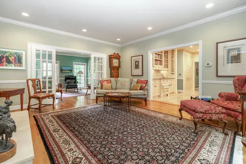 Living - 700 Eagle Rdg, Powell, OH 43065 photo 3 of 11