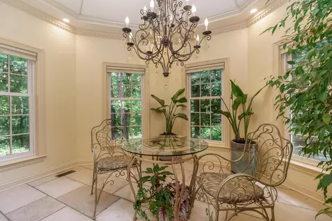 Dining - 700 Eagle Rdg, Powell, OH 43065 photo 1 of 4