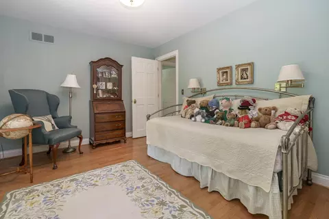 Bedroom - 700 Eagle Rdg, Powell, OH 43065 photo 5 of 10
