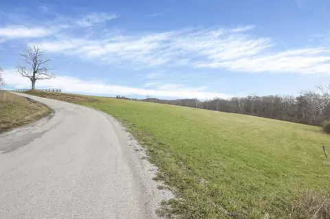 20000 Kalklosch Rd, Logan, OH 43138 photo 22