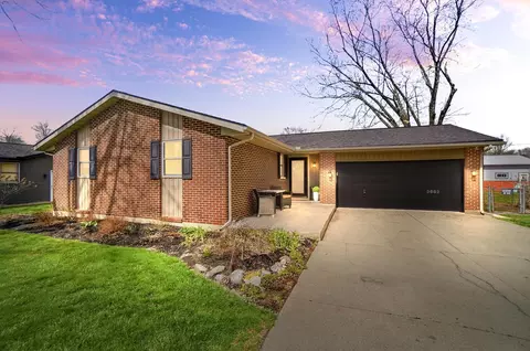 3652 N Lakeshore Dr, Jamestown, OH 45335