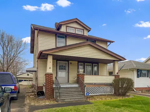 13705 Courtland Ave, Cleveland, OH 44111