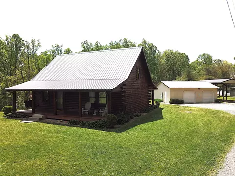 63176 Frazee Ln, Mcarthur, OH 45651
