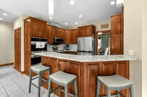 Kitchen - 3570 Needham Rd, Mansfield, OH 44904 photo 4 of 4