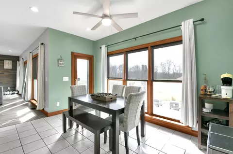 Dining - 3570 Needham Rd, Mansfield, OH 44904 photo 2 of 2