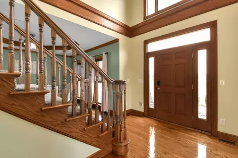Entry Way - 3570 Needham Rd, Mansfield, OH 44904 photo 2 of 4