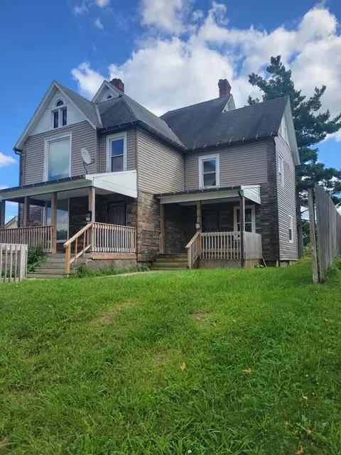 219 W 5th St, Mansfield, OH 44903