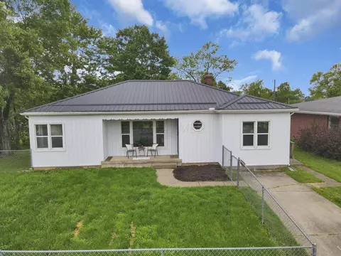507 Beacon Rd, Newark, OH 43055