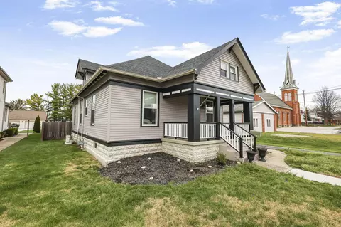 94 W Waterloo St, Canal Winchester, OH 43110
