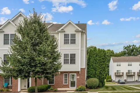 5974 Woodshire Dr #201, Westerville, OH 43081