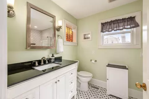 Bath - 415 E Weber Rd, Columbus, OH 43202 photo 1 of 3