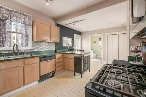 Kitchen - 415 E Weber Rd, Columbus, OH 43202 photo 1 of 5