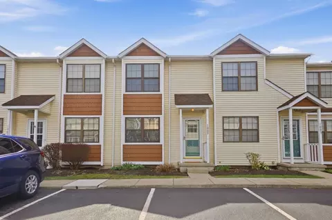 1005 Syracuse Ln #5D, Westerville, OH 43081