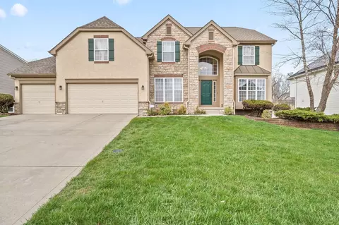 2659 Roe Dr, Lewis Center, OH 43035