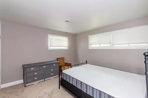 Bedroom - 2400 Longview Ave, Dayton, OH 45431 photo 1 of 3