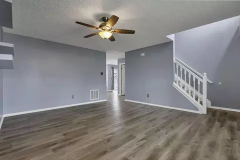 Living - 112 Harvard Loop, Delaware, OH 43015 photo 2 of 4