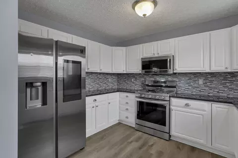 Kitchen - 112 Harvard Loop, Delaware, OH 43015 photo 1 of 7